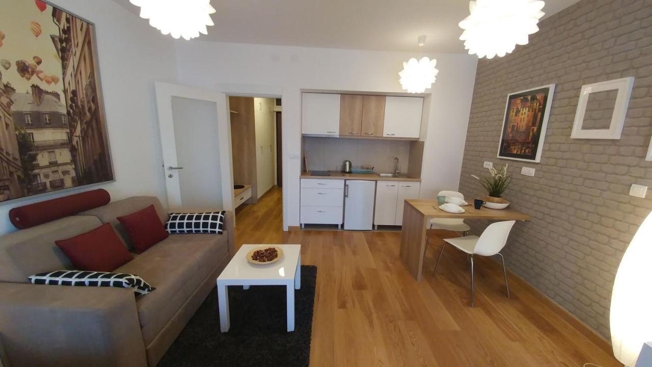 Apartments Delta A Blok - Savada 贝尔格莱德 外观 照片